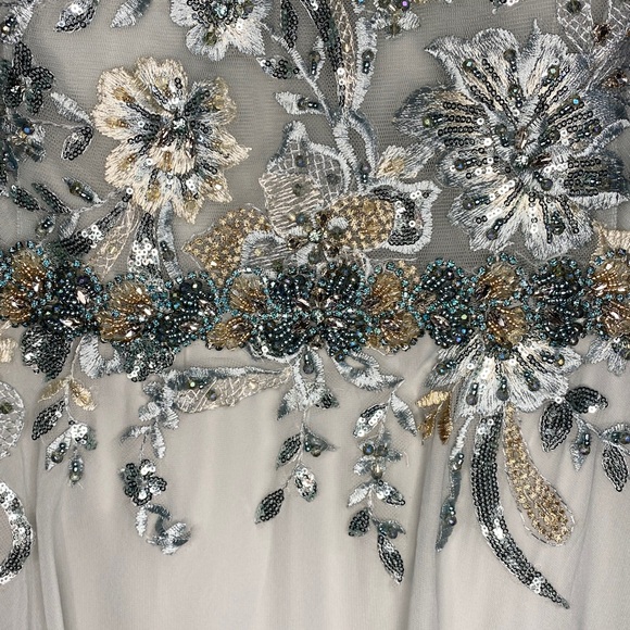 NWT Mac Duggal Blue Embellished Cap Sleeve Bodice Flowy Gown 79365 Size 14 - Picture 8 of 16